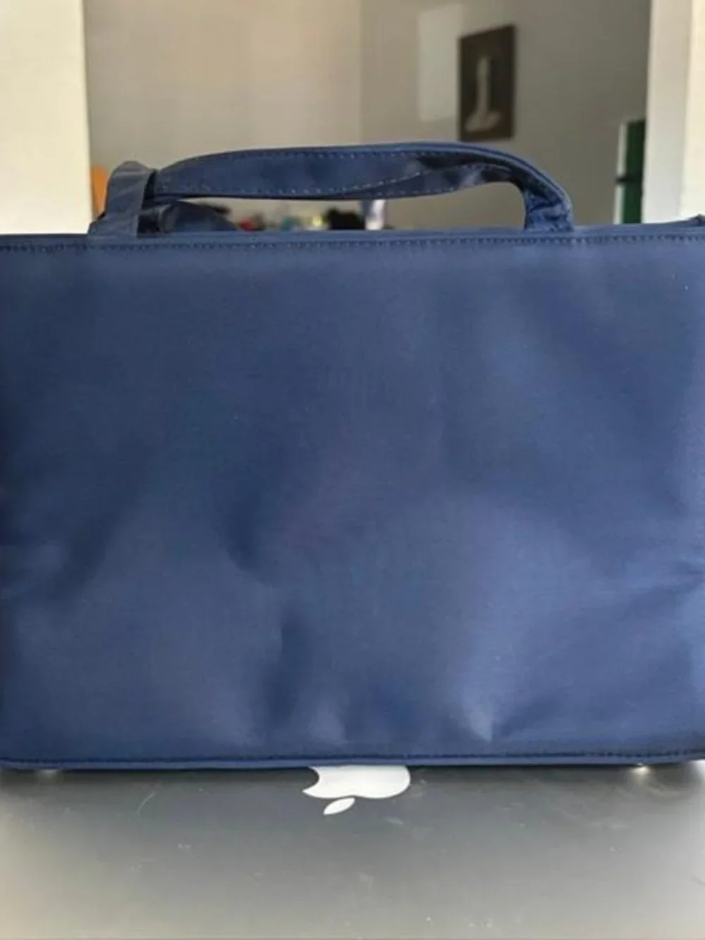 Kate Spade New York Navy 2 Straps Handle Bag w/ Pouch Logo Inner Pockets Lined